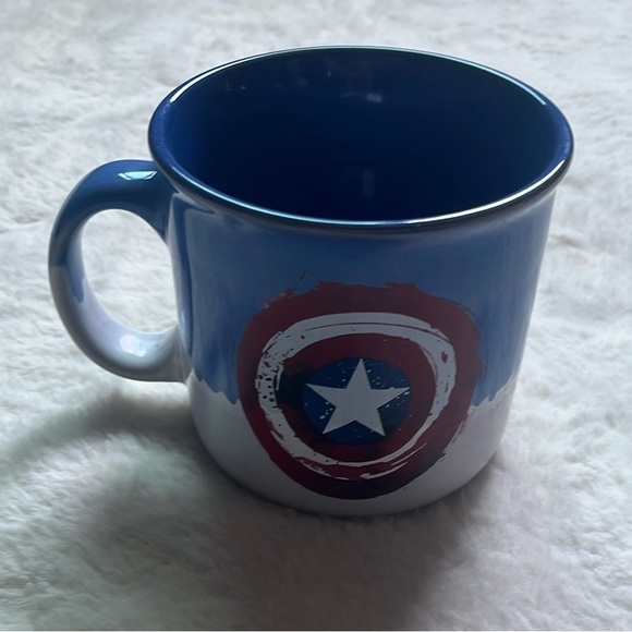 New Marvel Mug - Picture 1 of 3